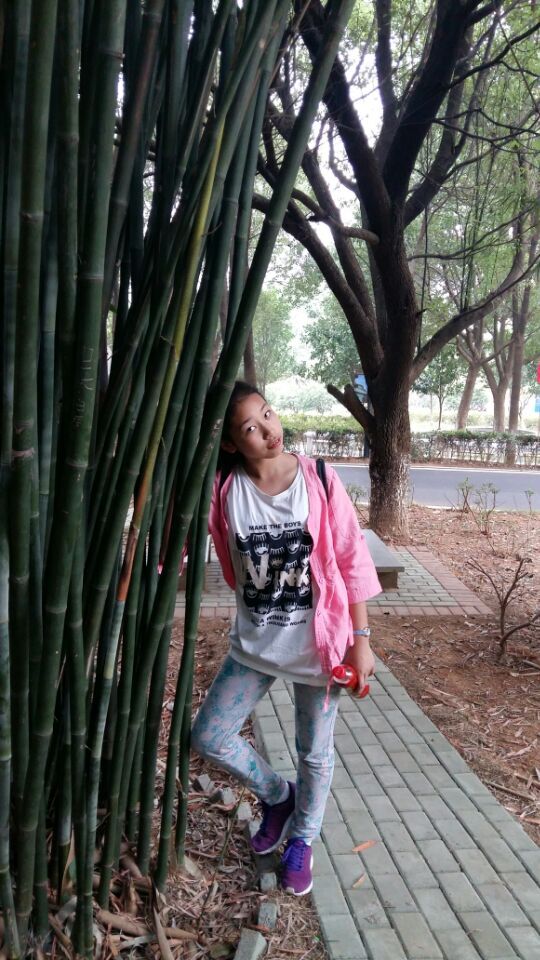 The sixth grade class 5 Civilization -- Zhang Jiayi Peirce